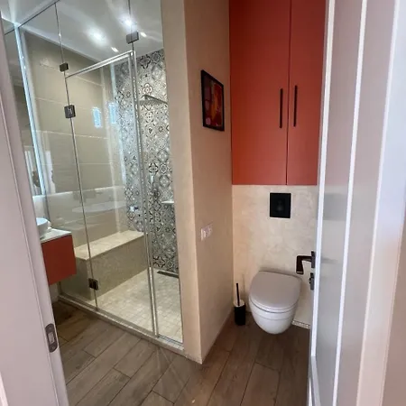 Apartment бригадная 56 *
